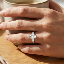 Luxury 1.5CT Oval Moissanite Ring – Diamond-Like Sparkle | 925 Sterling Silver