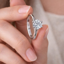 Luxury 2ct Solitaire Ring – Dazzling Moissanite with 925 Sterling Silver